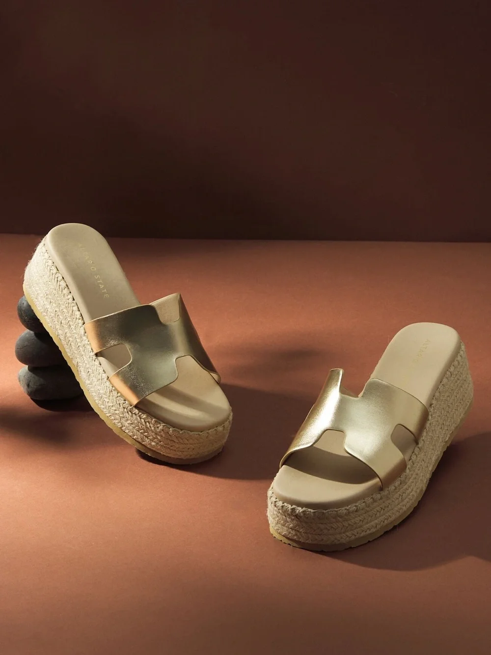 Altar'd State Viviann H-Band Platform Sandals - Gold - 8.5